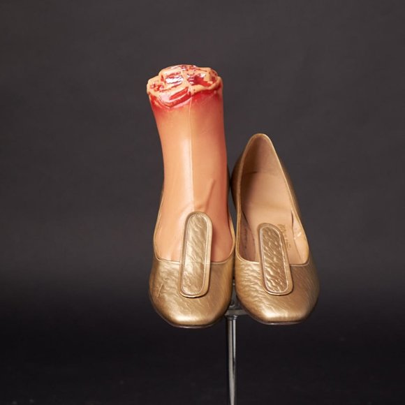 Vintage 1960s Gold Pumps Heels Shoes - Picture 3 of 8